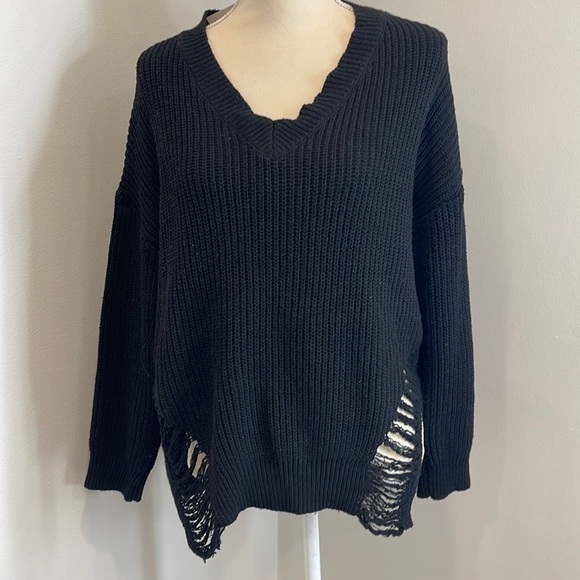 Oversized Distress Boutique Sweater - Picture 2 of 3